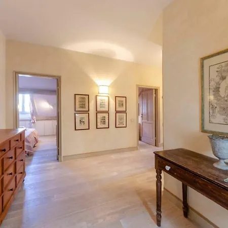 Altido Warm Family-friendly Apt For 6, Near Apartment