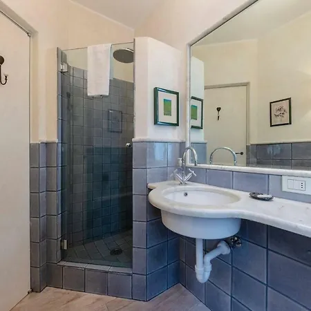 Altido Warm Family-friendly Apt For 6, Near Apartment *